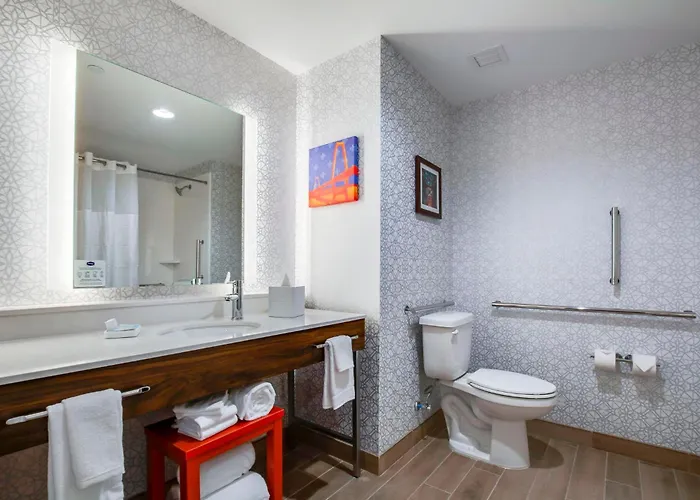 Hampton Inn & Suites By Hilton Louisville East Oxmoor
